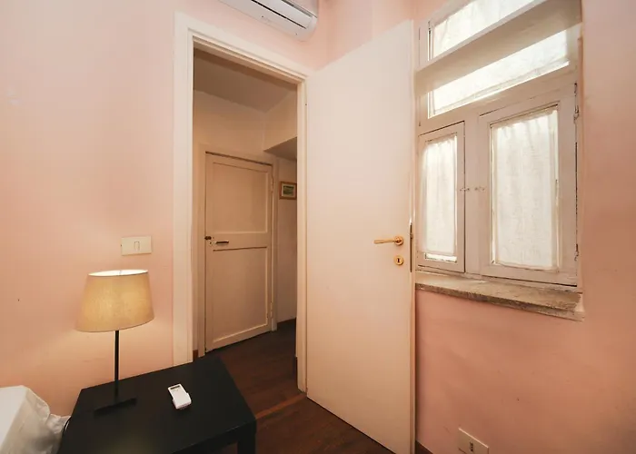 Pettinari By Buddyrent Apartamento *