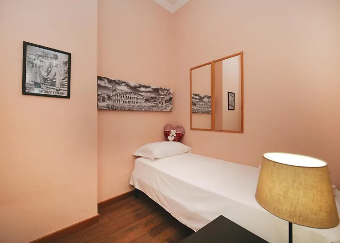 Pettinari By Buddyrent Apartamento